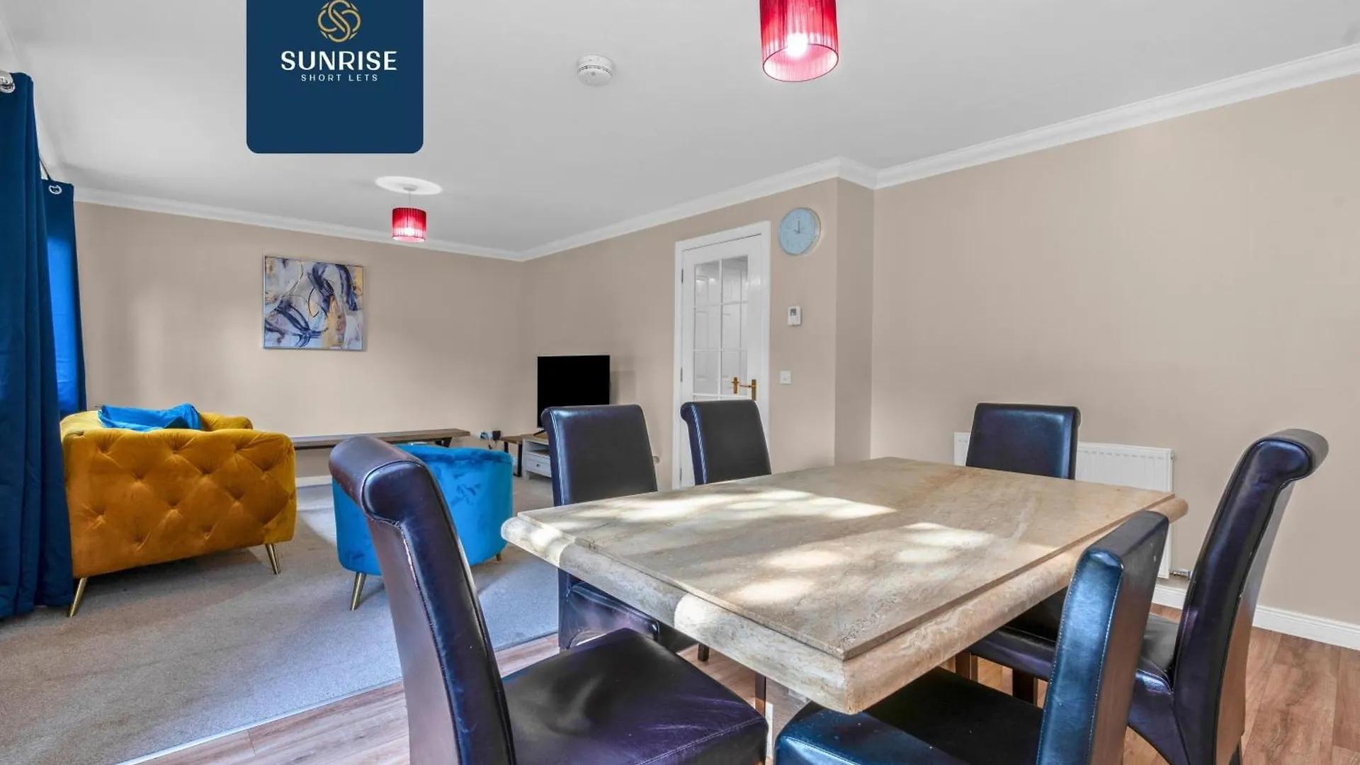 Muirton House 2 - Sleeps 8 Has 4 Twin Bedrooms With 4 Car Driveway, 2 Bathrooms, Smart Tv, Fully Equipped Kitchen, Large Dining And Living Space, Rear Garden, Free Wifi, Long Stays, Invoice And Reduced Price Only Via Sunrise Short Lets Dundee United Kingdom