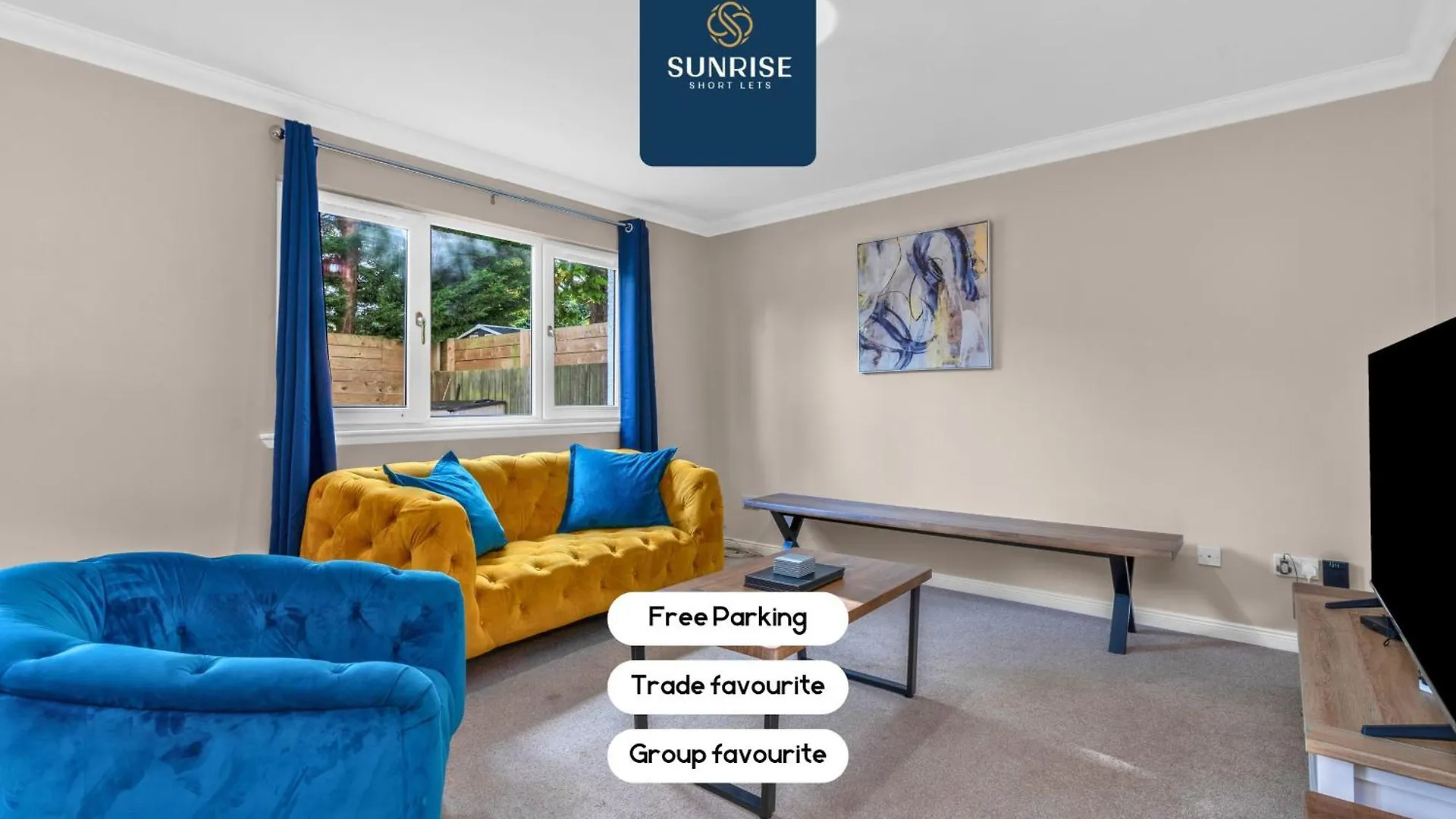 Muirton House 2 - Sleeps 8 Has 4 Twin Bedrooms With 4 Car Driveway, 2 Bathrooms, Smart Tv, Fully Equipped Kitchen, Large Dining And Living Space, Rear Garden, Free Wifi, Long Stays, Invoice And Reduced Price Only Via Sunrise Short Lets Dundee 0*,